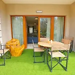 Alison Apartman *