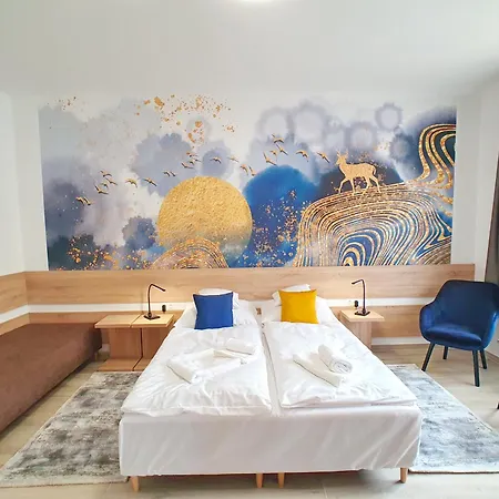 Alison Apartment *